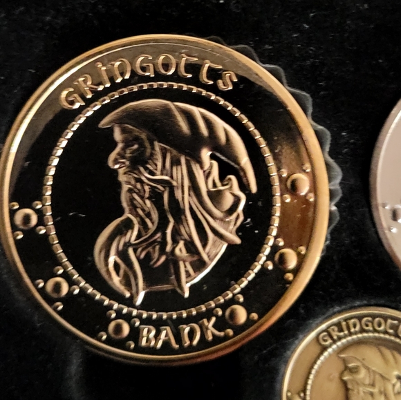 Harry Potter Replica Wizards Coin Collection - Picture 7 of 10